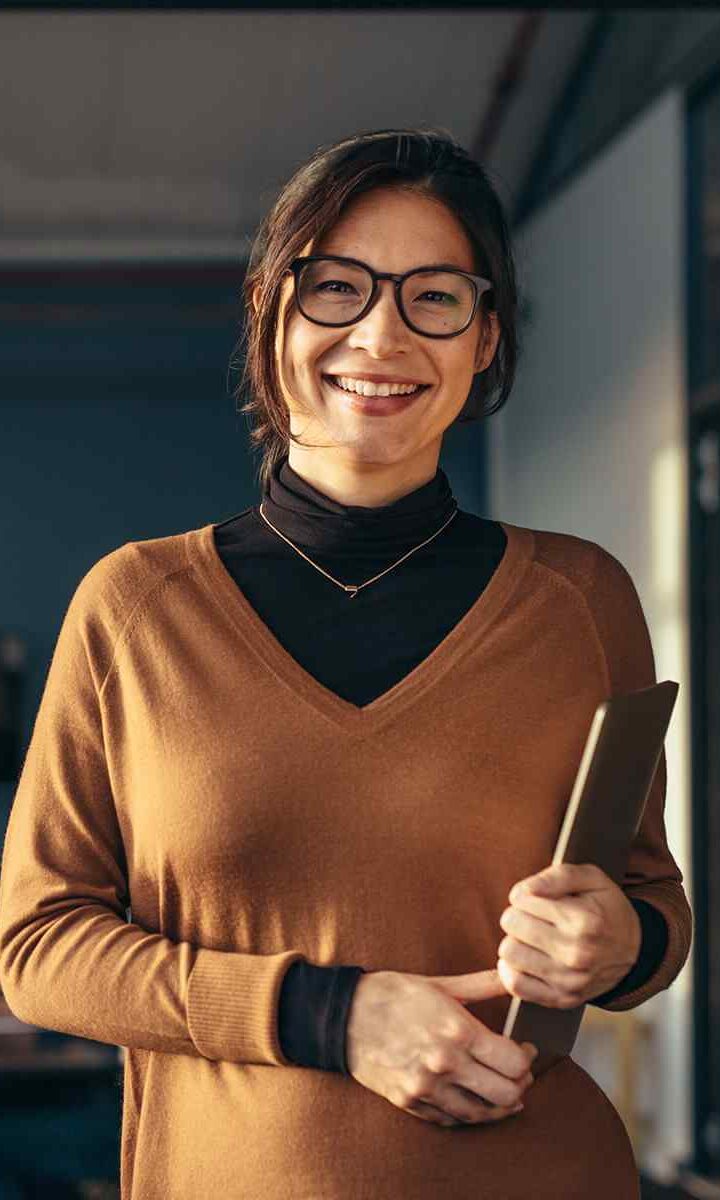 https://www.deallegal.it/wp-content/uploads/2019/10/inner_team_01-720x1200.jpg